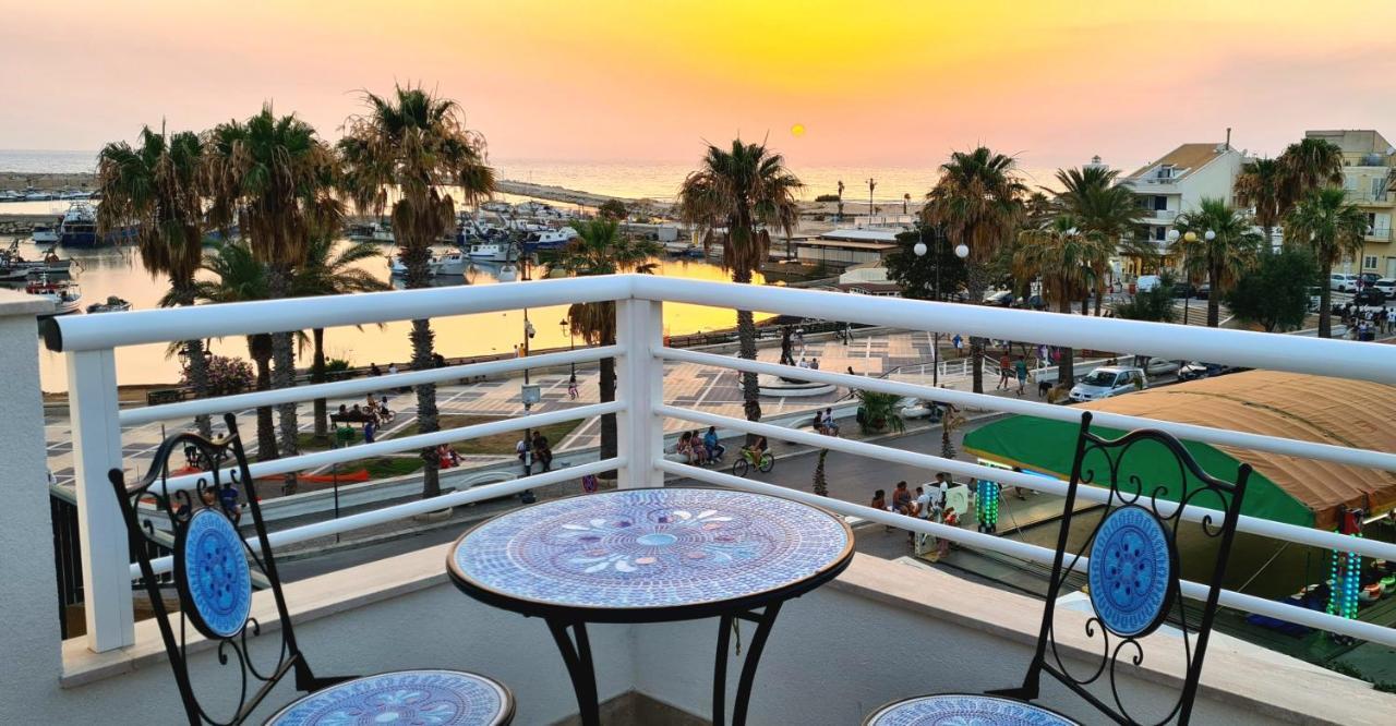 斯哥利提Terrazza Sul Porto公寓 外观 照片